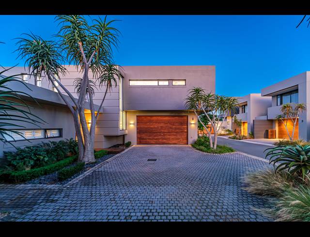 4 BEDROOM FREESTANDING FOR SALE IN SALT ROCK